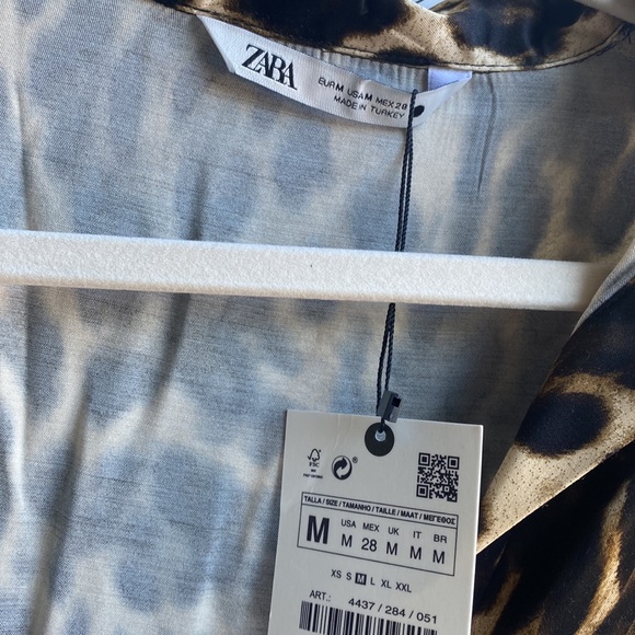 ZARA Pleated Print Blouse, Leopard Print, Size M - Picture 7 of 9